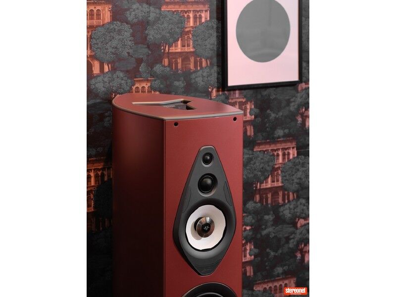 Sonus Faber Amati Supreme Floorstanding Speaker Pair - Terra Rossa - Image 4