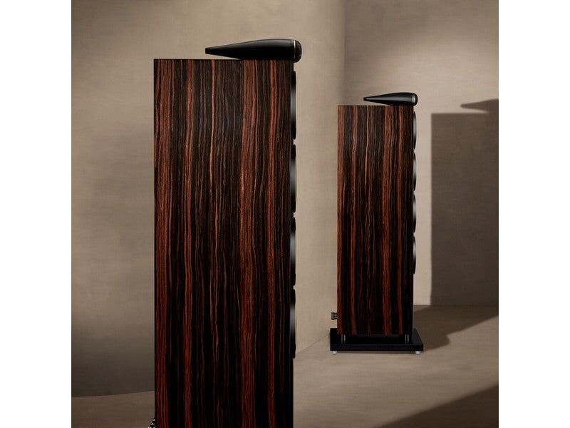 Bowers & Wilkins 702 S3 Signature 3-way Floorstanding Speaker Pair - Image 7