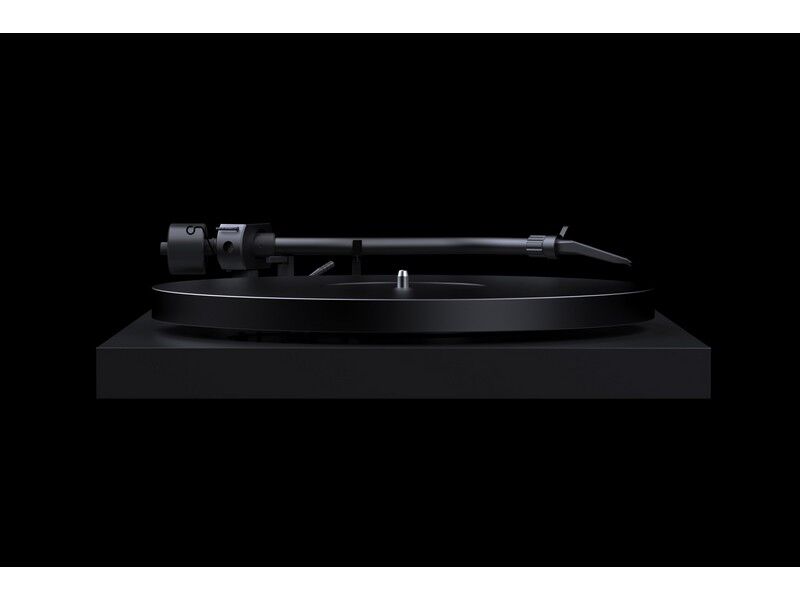 Pro-Ject Debut PRO S Balanced Turntable Black with Pick It S2 C Cartridge - Image 2
