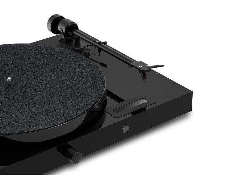 Pro-Ject Juke Box E1 Black Turntable with Ortofon OM 5E Cartridge - Image 2