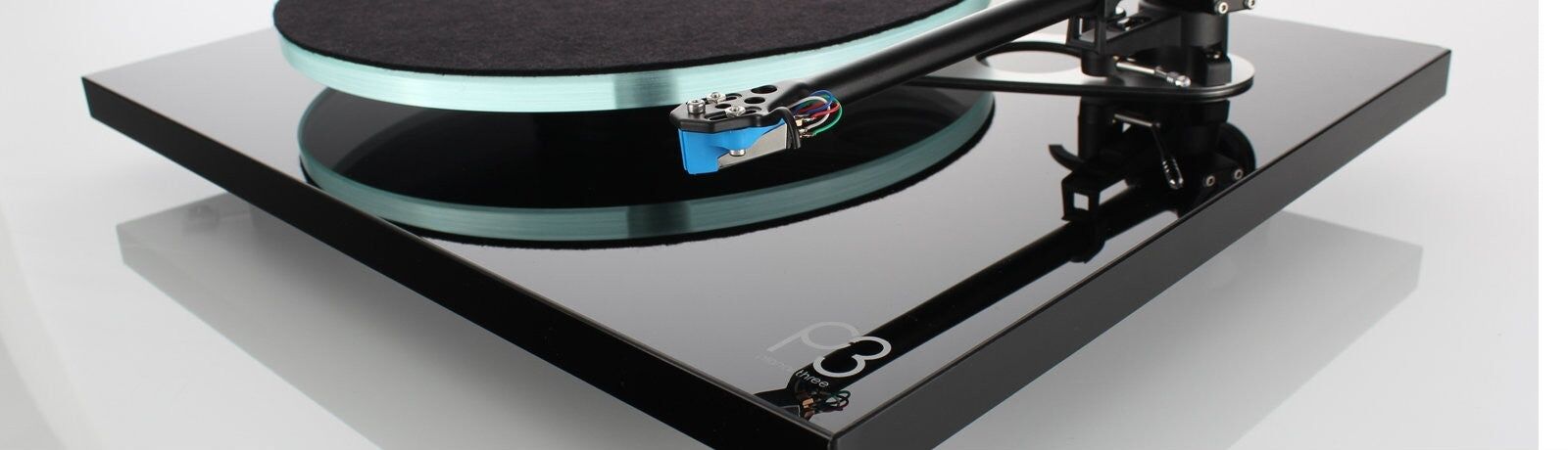 Rega Planar 3 Turntable Gloss Black - Image 3