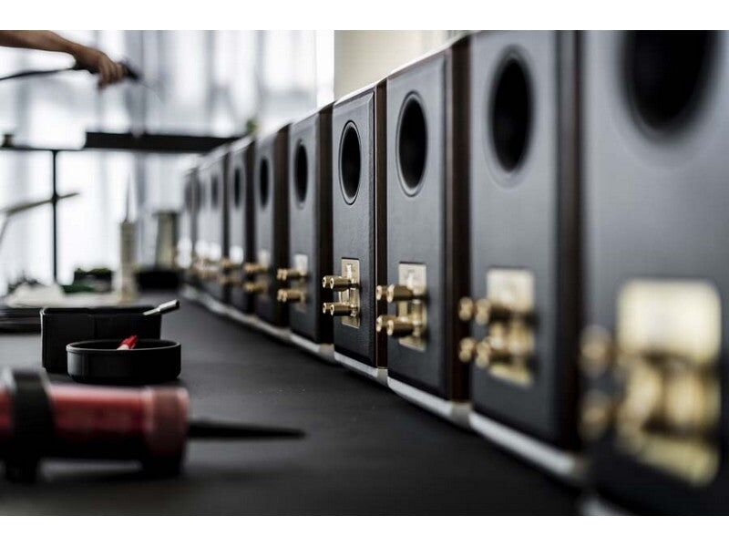 Sonus Faber Electa Amator III Speaker Pair Walnut - Image 11