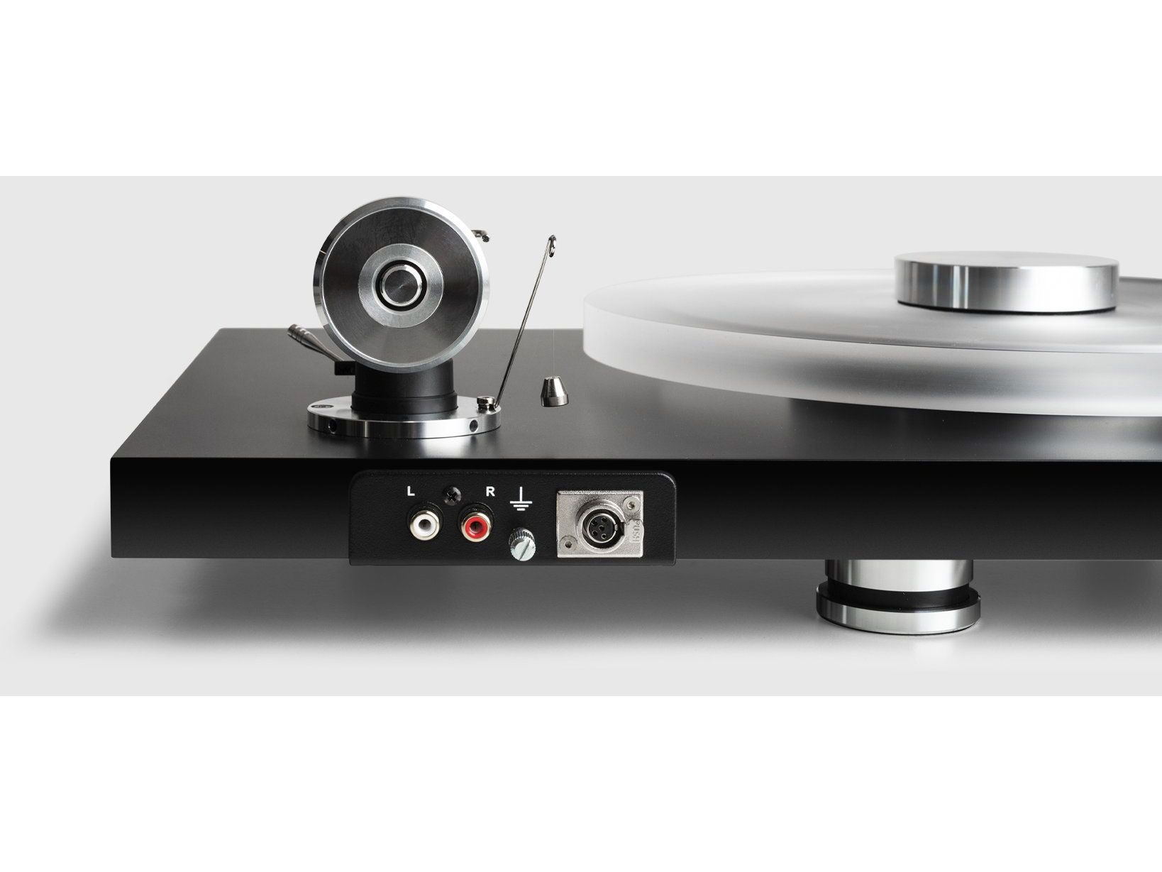 Debut Reference 10 Turntable