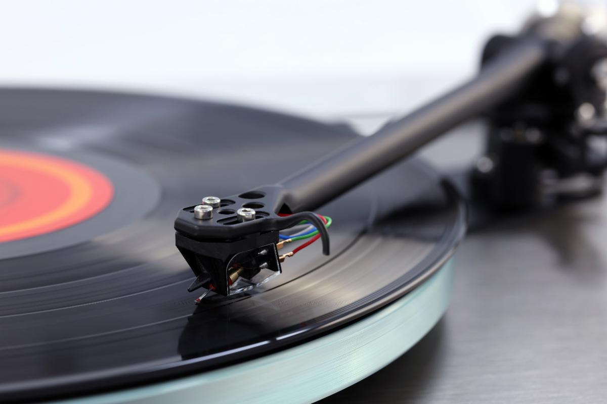 Rega Planar 6 RS Edition, Ania MC & Fono MC Turntable Package - Image 6