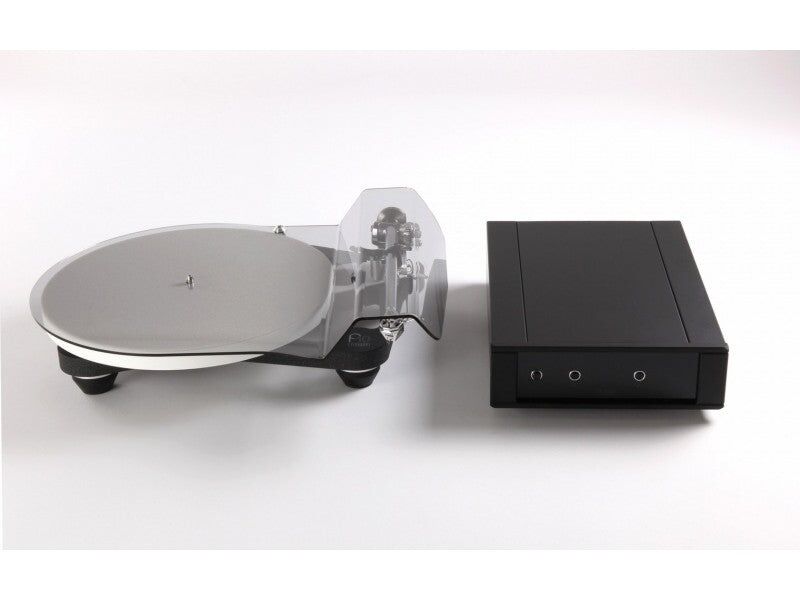 Rega Planar 10 turntable and P10 PSU with Apheta 3 MC Cartridge - Image 3