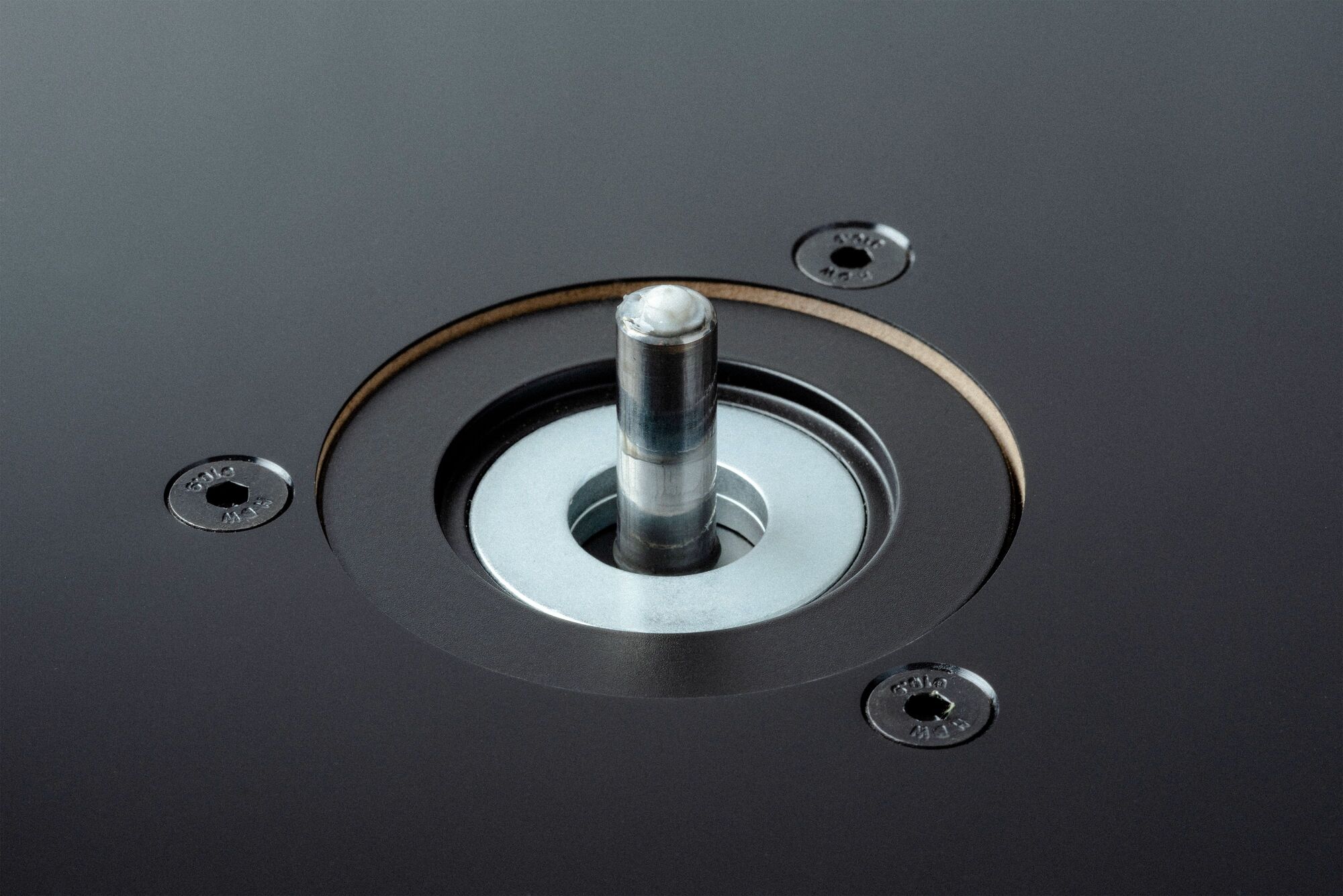 Pro-Ject X8 Evolution Turntable Gloss White with Cartridge 2M Bronze - Image 4
