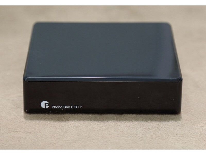 Pro-Ject Phono Box E BT5 Phono Preamplifier with Bluetooth Transmitter Black - Image 2