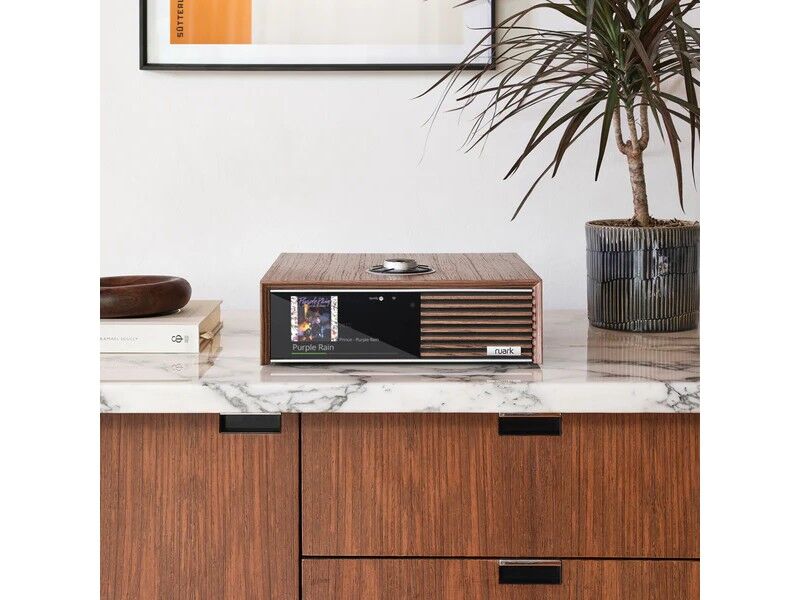 Ruark Music System (R610 Music Console + Sabre-R Bookshelf Speakers) Walnut - Image 5