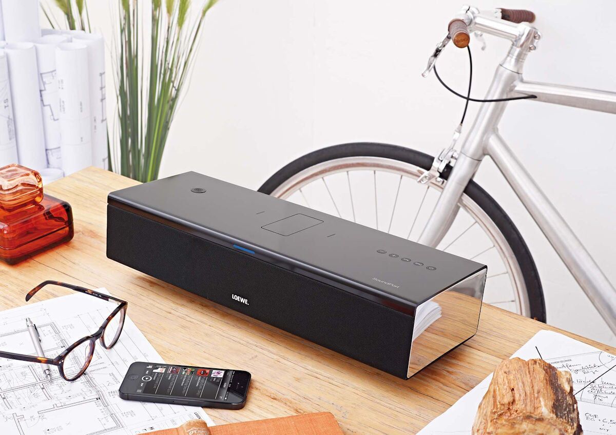 Loewe SoundPort Compact Bluetooth Speaker Docking Station Black - Image 2